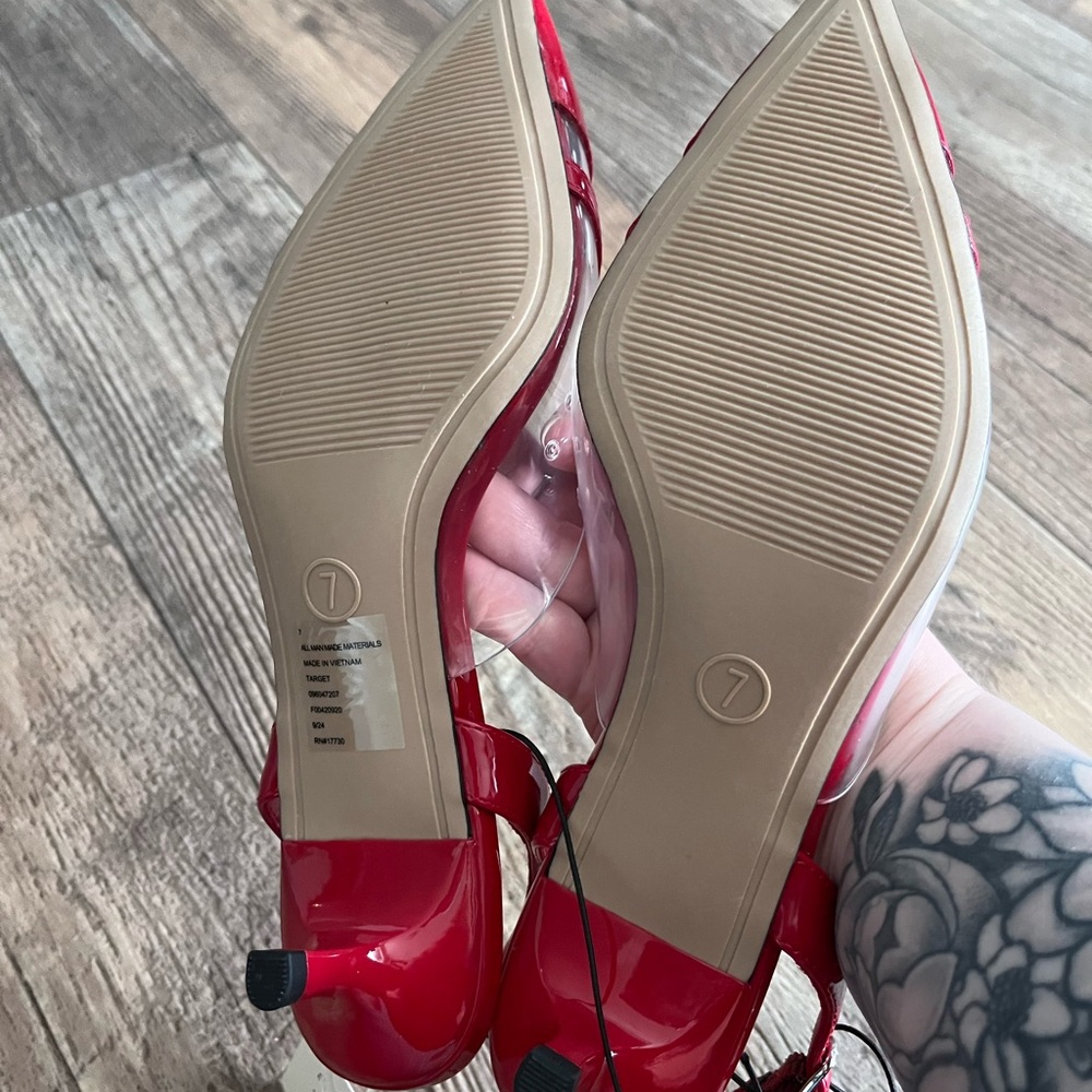 a new day Red Heels Pointed Toe - Picture 6 of 6
